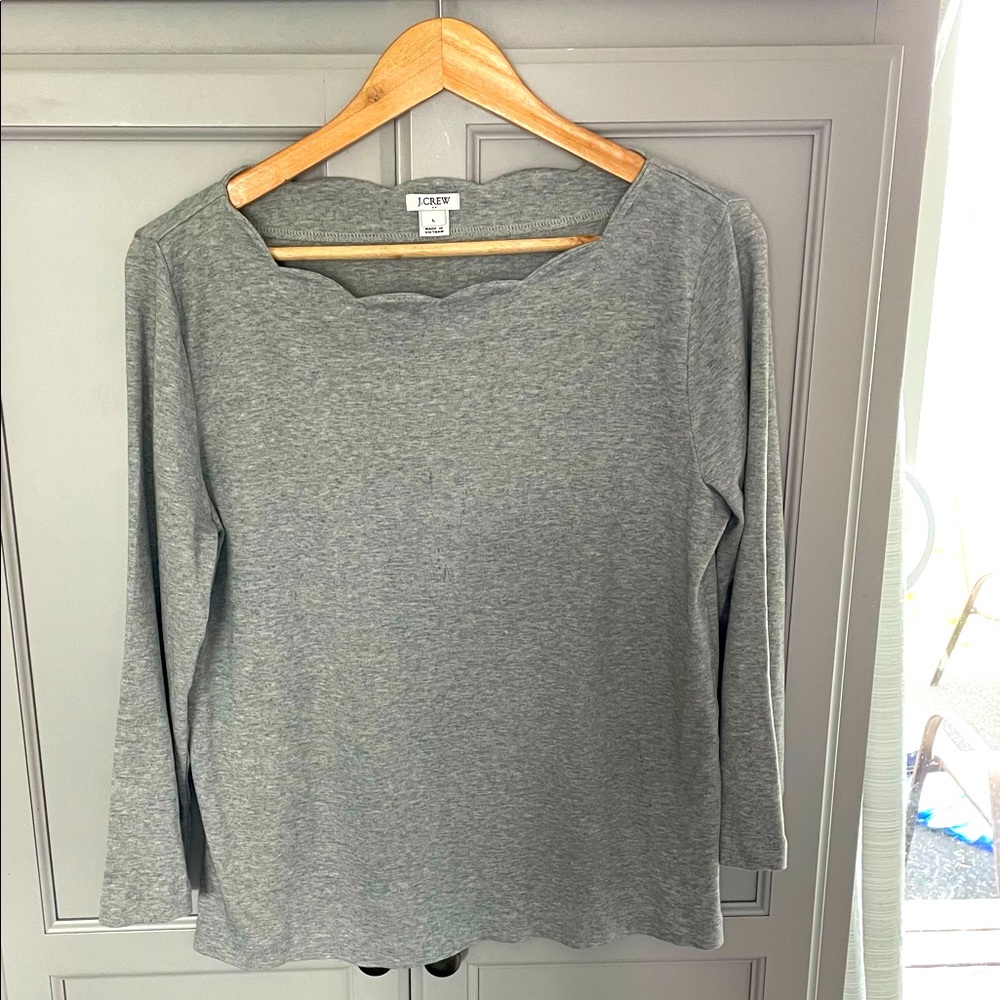 J crew scallop boat neck 3/4 sleeve top Heather gray size L